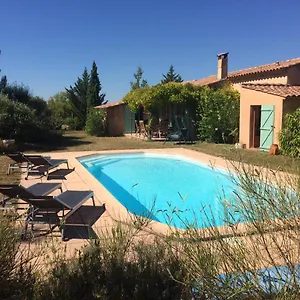 https://la-petite-vigne.fr-provencehotel.com